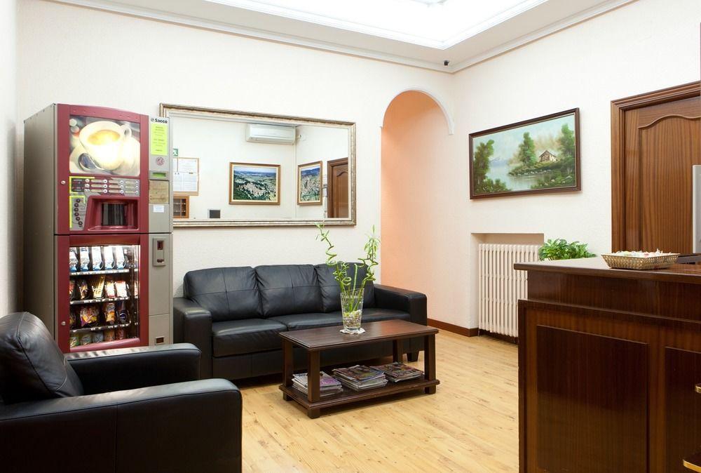 Hostal Zamora Madrid Exteriér fotografie